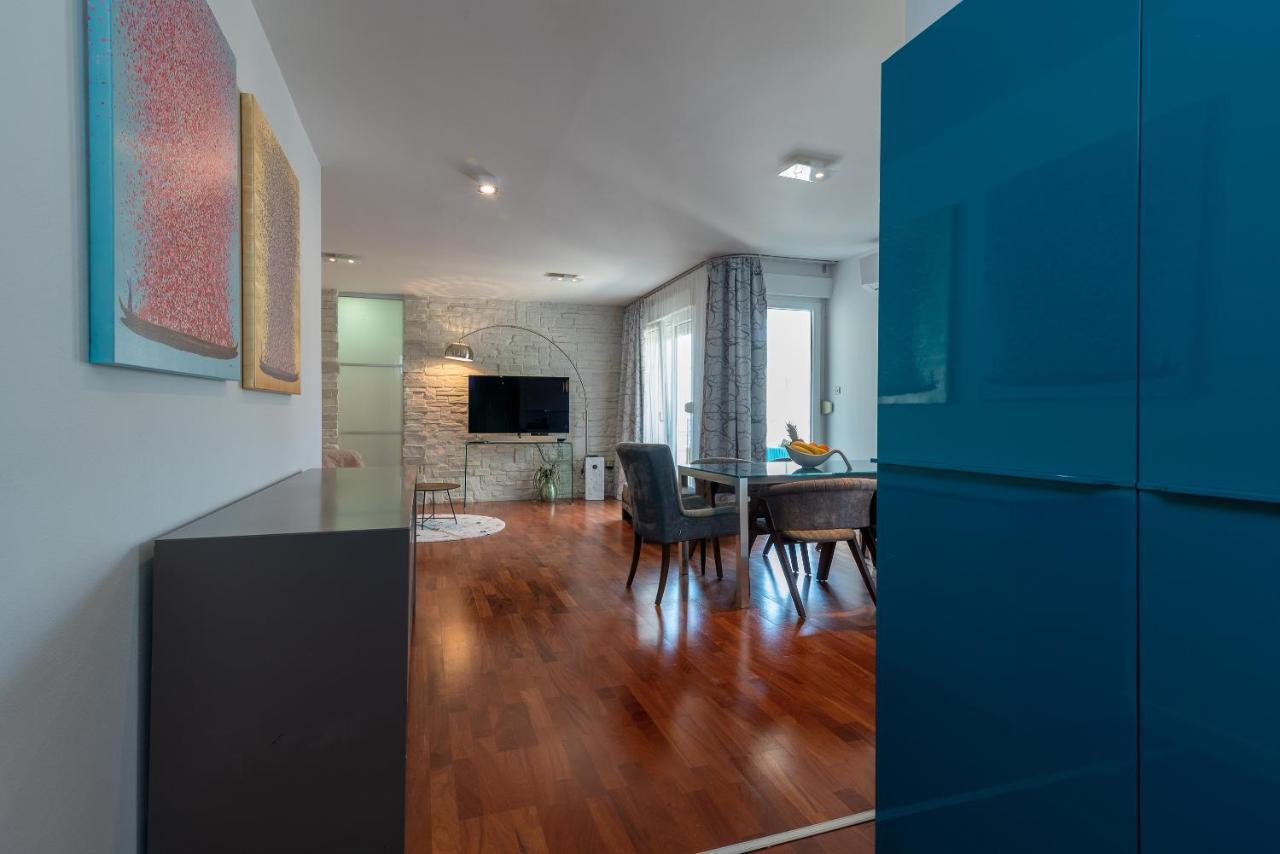 Liam Apartment