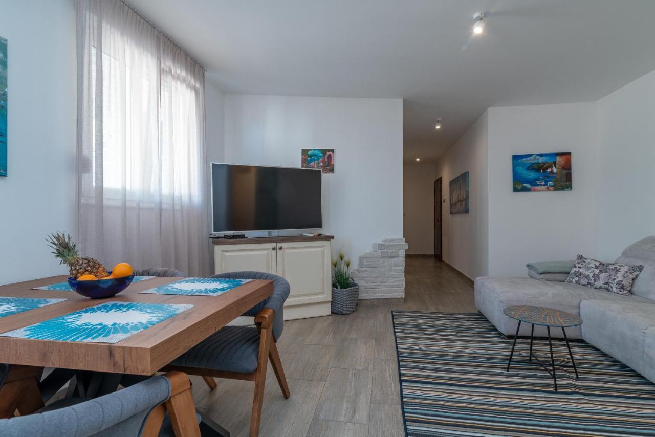 Liam Apartment *